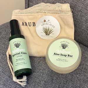 Aruba Aloe Wellness Special Care Lotion and Aloe Soap Bar Set - Green